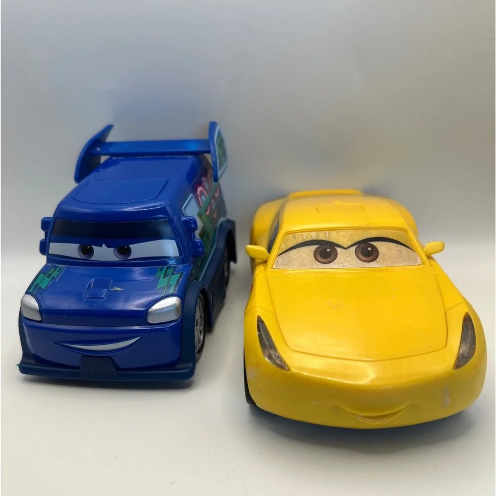 Disney Pixar Cars Mixed Lot Cars 3 Cruz Ramirez DJ AS IS Do Not Talk